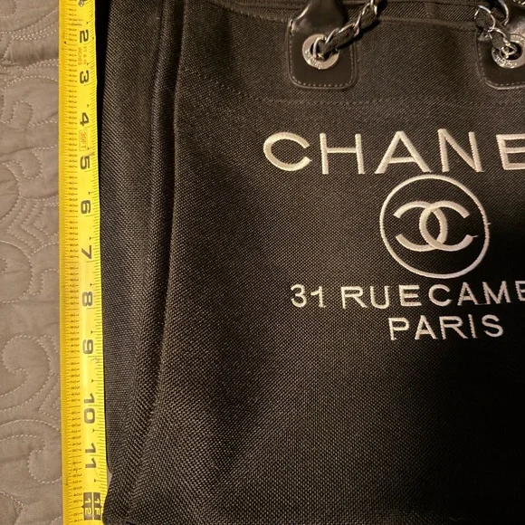 Black Structured Tote Bag - Picture 4 of 5